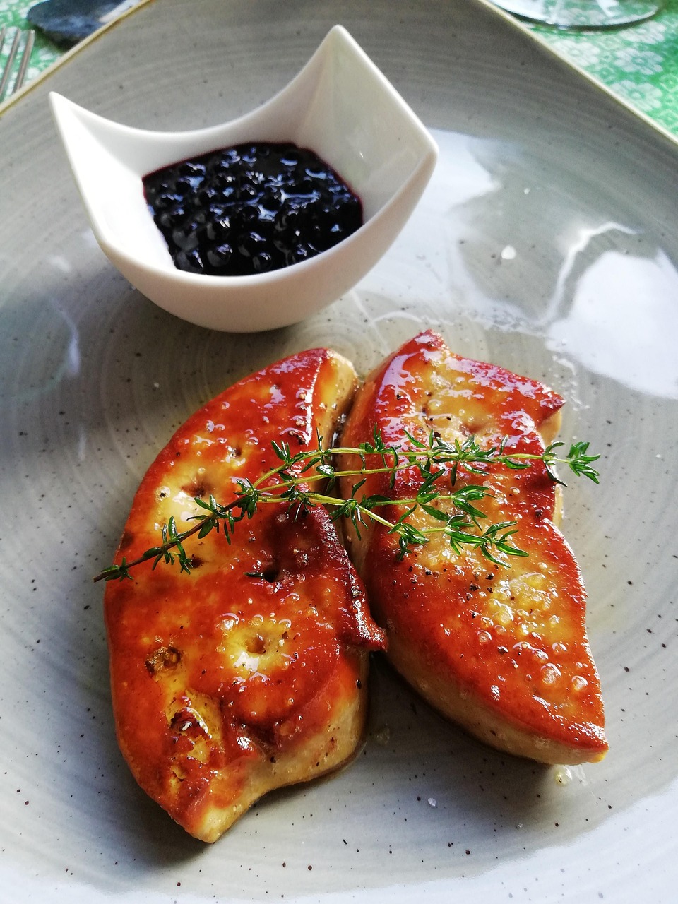 entdecken sie alles wissenswerte über die leber: ihre funktionen, häufige erkrankungen, symptome und tipps für eine gesunde leber. informieren sie sich über prävention und behandlungsmöglichkeiten.